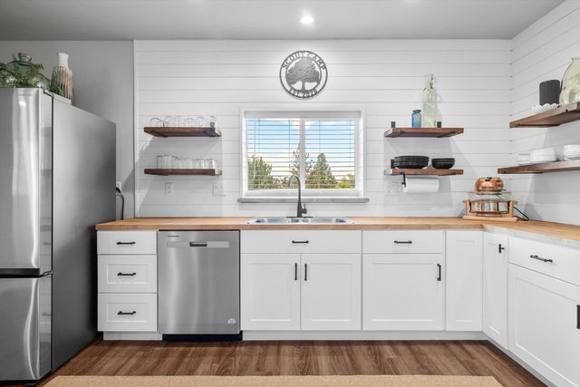 9568 SW Scout Camp Trail, Terrebonne, OR 97760