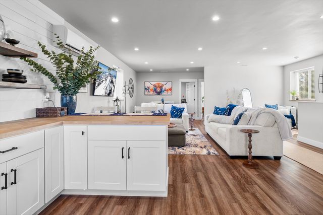 9568 SW Scout Camp Trail, Terrebonne, OR 97760