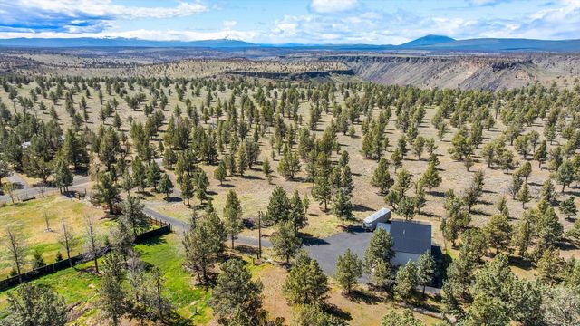 9568 SW Scout Camp Trail, Terrebonne, OR 97760