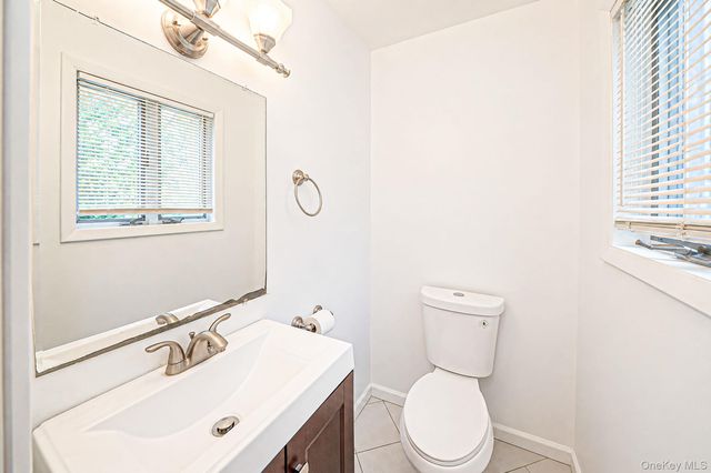 35 E 6th Street, Patchogue, NY 11772