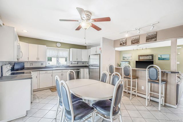 35 E 6th Street, Patchogue, NY 11772