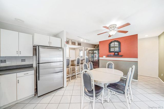 35 E 6th Street, Patchogue, NY 11772
