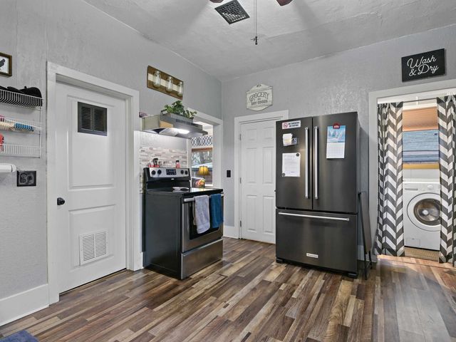 1114 N Elm St, Spokane, WA 99201