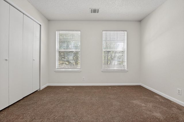 1725 Jerusalem DR, Round Rock, TX 78664
