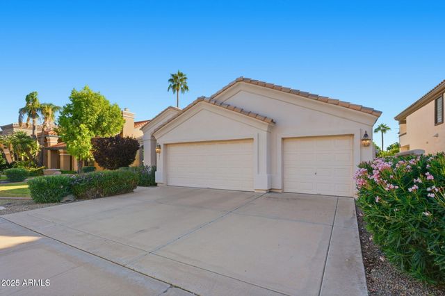 2011 E CLIPPER Lane, Gilbert, AZ 85234