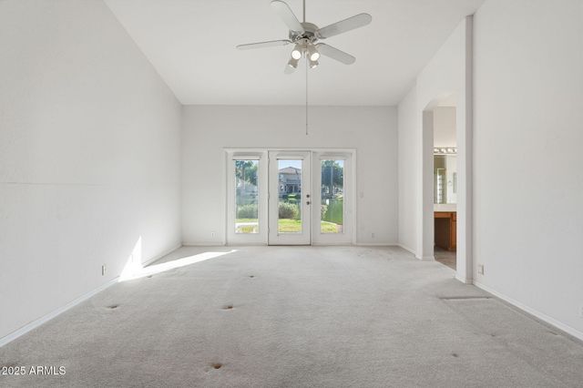 2011 E CLIPPER Lane, Gilbert, AZ 85234