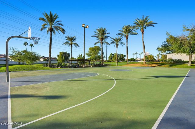 2011 E CLIPPER Lane, Gilbert, AZ 85234