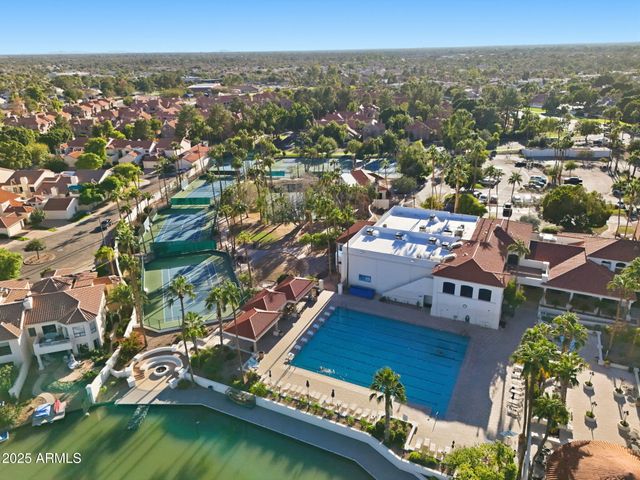 2011 E CLIPPER Lane, Gilbert, AZ 85234