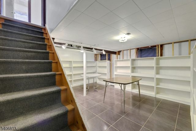 4 Highfield Ct, Wayne Twp., NJ 07470