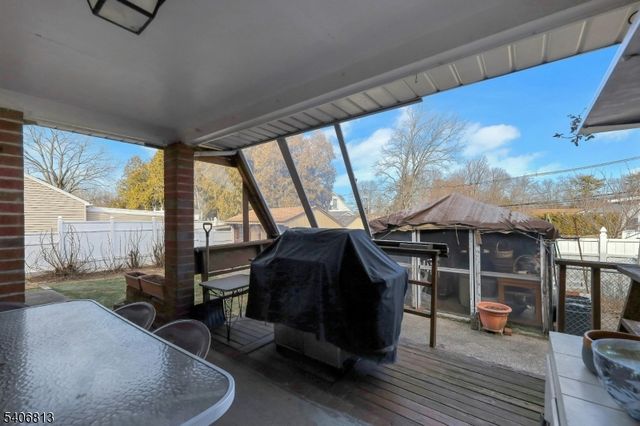 4 Highfield Ct, Wayne Twp., NJ 07470