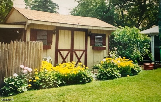 4 Highfield Ct, Wayne Twp., NJ 07470