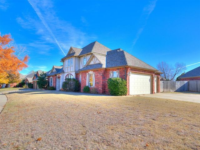 3832 Carrington Lane, Norman, OK 73072