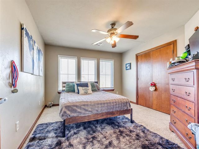 3832 Carrington Lane, Norman, OK 73072