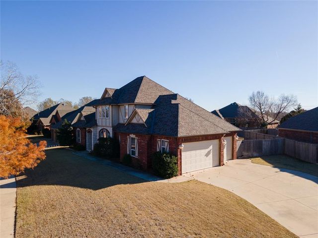 3832 Carrington Lane, Norman, OK 73072