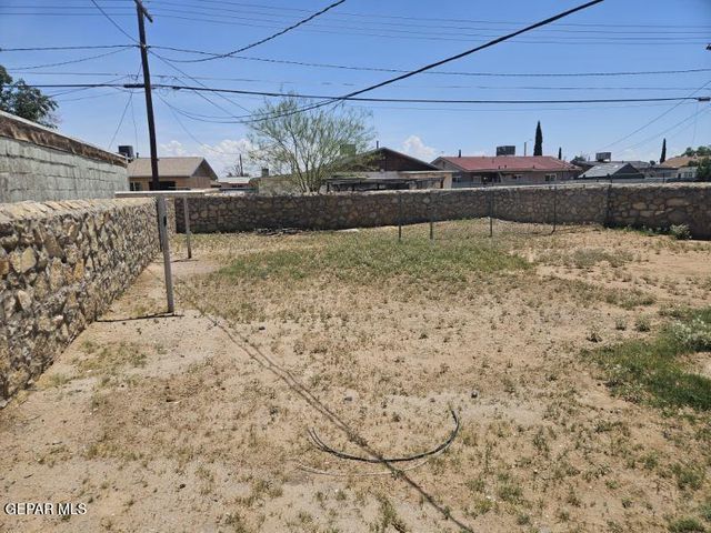 8656 MOUNT WHITNEY Drive, El Paso, TX 79904