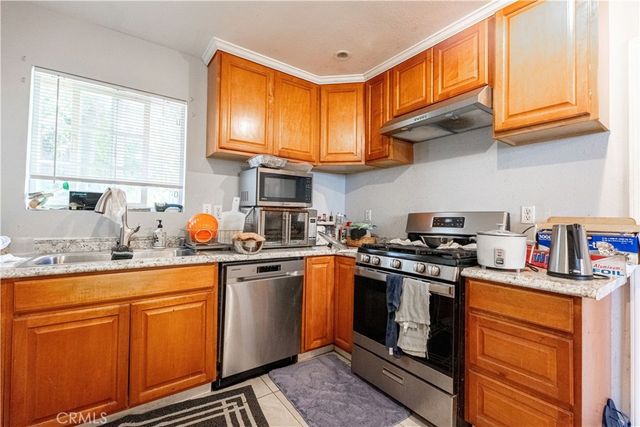 2630 Maceo, Los Angeles, CA 90065