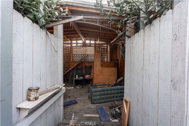 2630 Maceo, Los Angeles, CA 90065