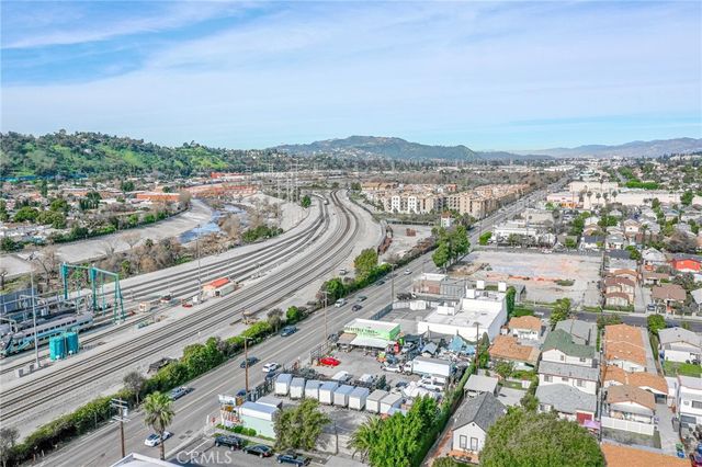 2630 Maceo, Los Angeles, CA 90065