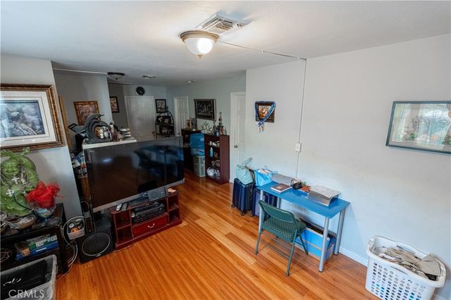 2630 Maceo, Los Angeles, CA 90065