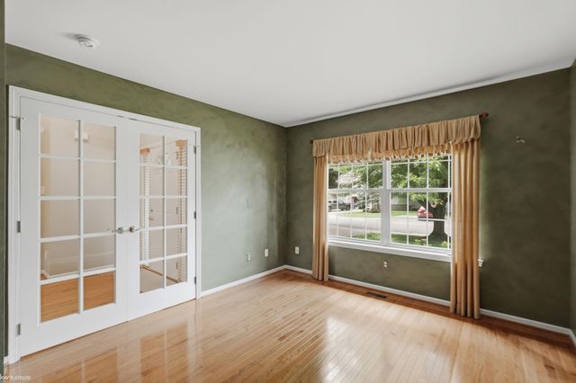 183 Four Seasons Road, Orion Twp, MI 48360