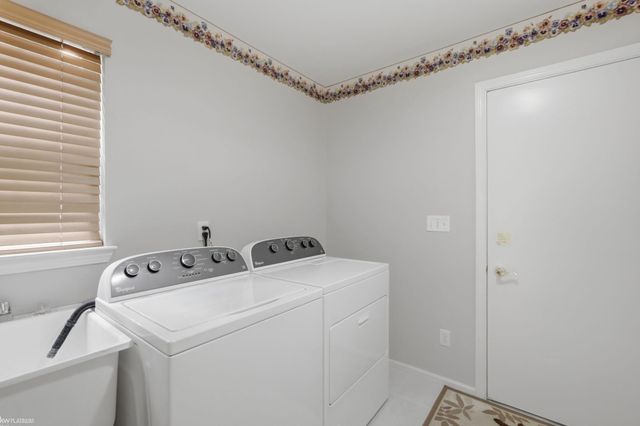 183 Four Seasons Road, Orion Twp, MI 48360