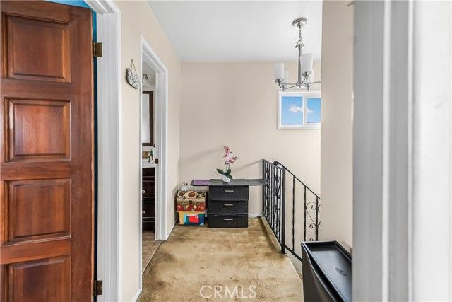 953 Hollins, Los Angeles, CA 90023