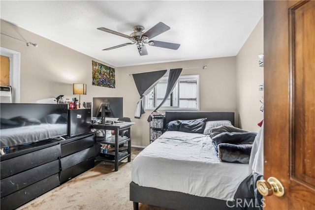 953 Hollins, Los Angeles, CA 90023