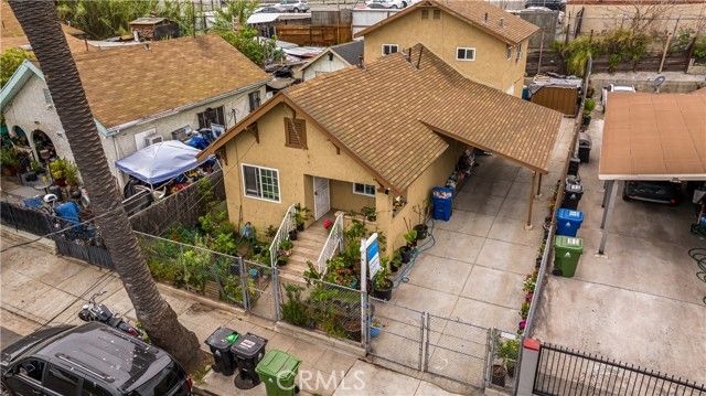953 Hollins, Los Angeles, CA 90023