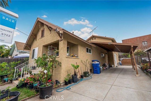 953 Hollins, Los Angeles, CA 90023