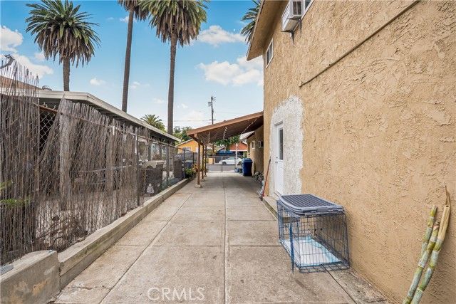 953 Hollins, Los Angeles, CA 90023