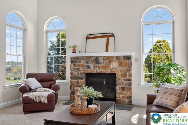 353 Farmington Road, Upper Macungie Twp, PA 18031