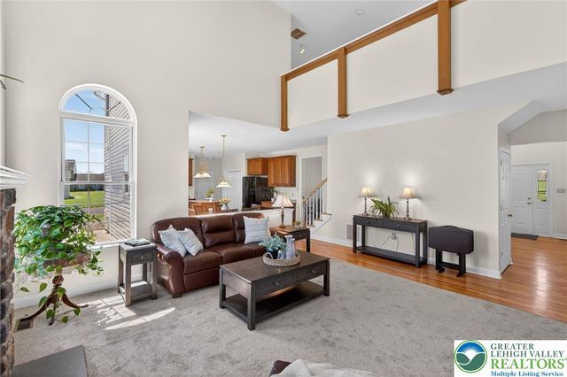 353 Farmington Road, Upper Macungie Twp, PA 18031