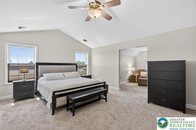 353 Farmington Road, Upper Macungie Twp, PA 18031