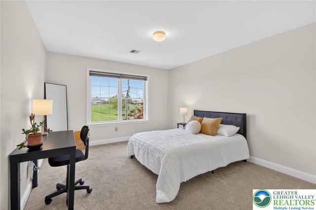 353 Farmington Road, Upper Macungie Twp, PA 18031