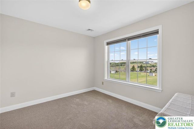 353 Farmington Road, Upper Macungie Twp, PA 18031