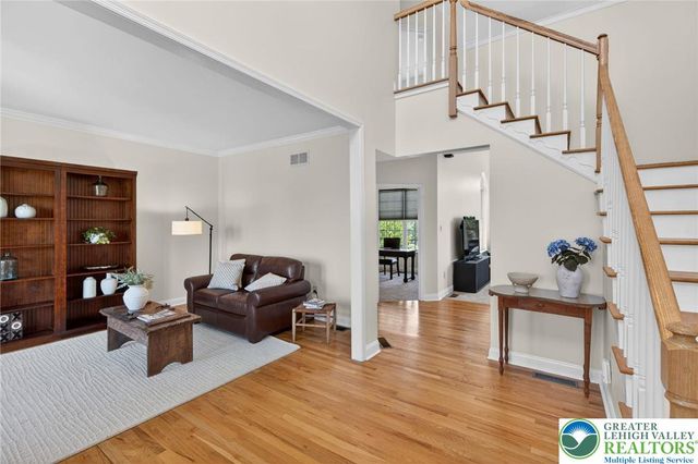 353 Farmington Road, Upper Macungie Twp, PA 18031