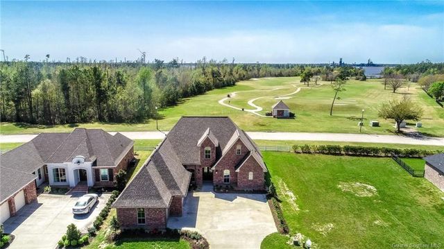 6508 White Oleander Circle W, Lake Charles, LA 70605