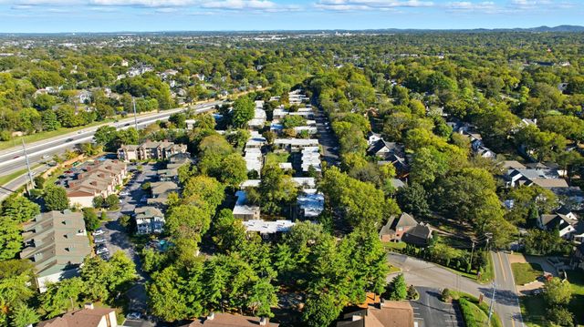 3000 Hillsboro Pike Apt 8, Nashville, TN 37215