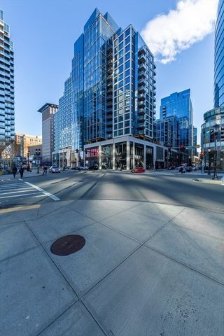 135 Seaport Blvd 1607, Boston, MA 02210