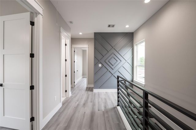 1016 E 32nd, Houston, TX 77022