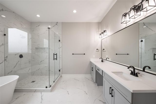 1016 E 32nd, Houston, TX 77022