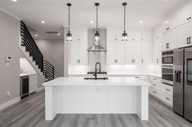 1016 E 32nd, Houston, TX 77022