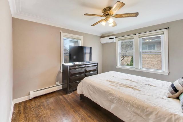 9309 S Lawndale Avenue, Evergreen Park, IL 60805