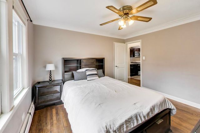 9309 S Lawndale Avenue, Evergreen Park, IL 60805