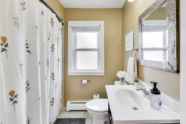 9309 S Lawndale Avenue, Evergreen Park, IL 60805