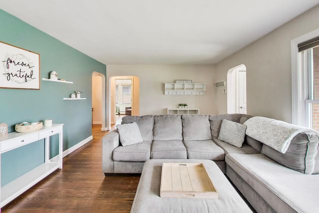 9309 S Lawndale Avenue, Evergreen Park, IL 60805