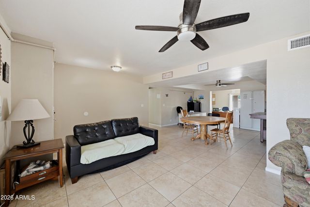 918 E MILLETT Avenue, Mesa, AZ 85204