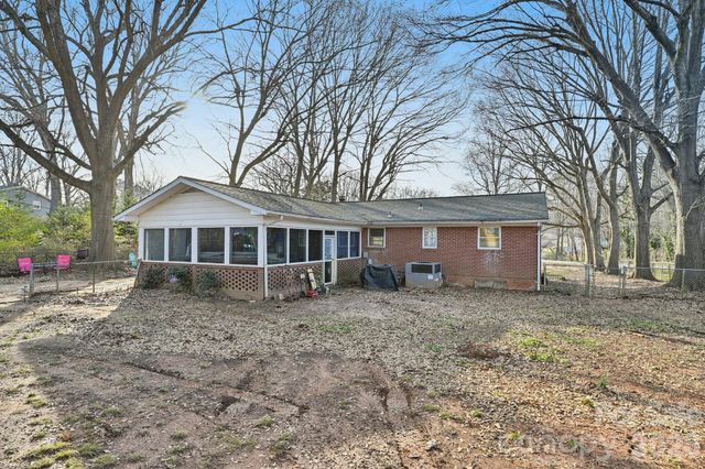 5075 Lewis Road, Gastonia, NC 28052