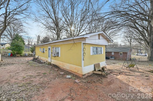 5075 Lewis Road, Gastonia, NC 28052