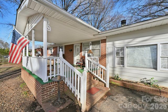 5075 Lewis Road, Gastonia, NC 28052